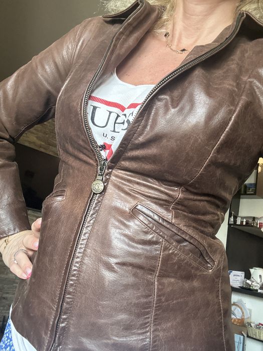 Кожено яке дамско