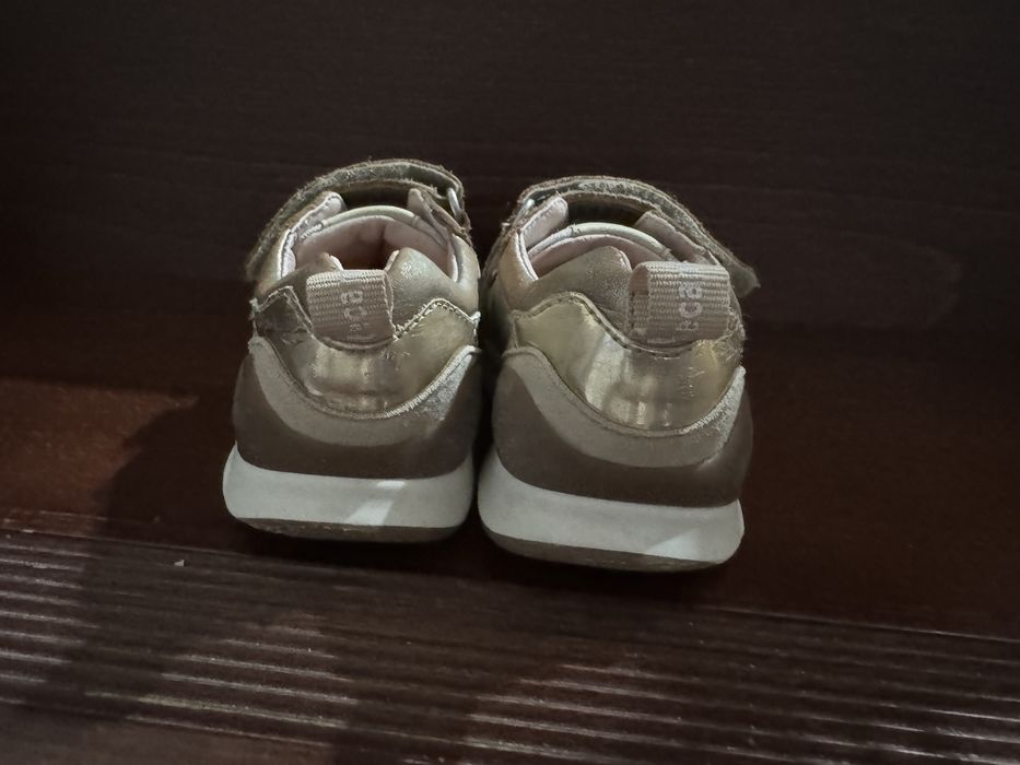 Маратонки Biomecanics 25