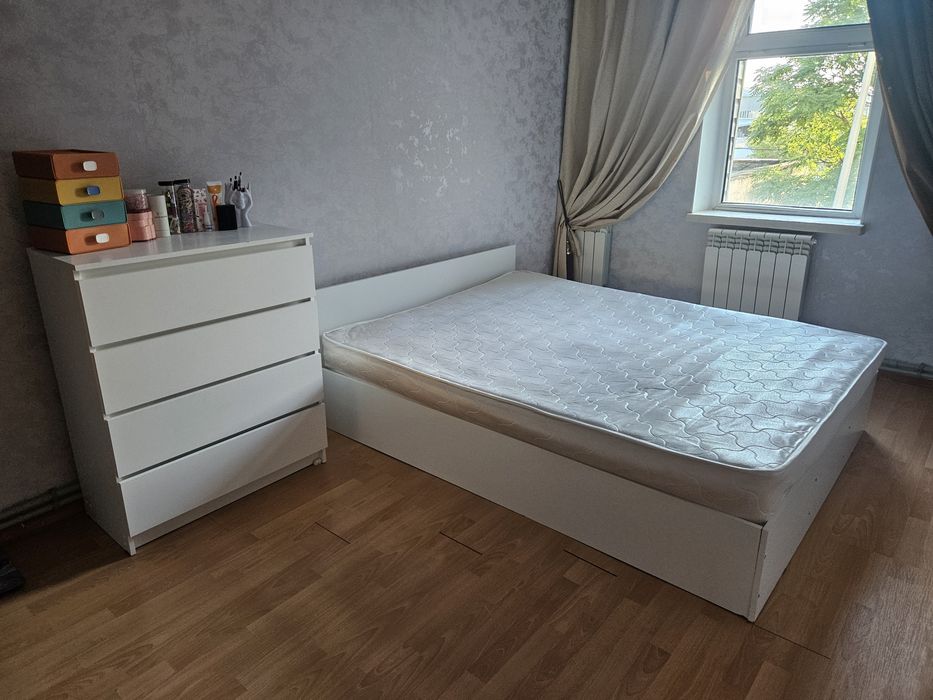 Кровать 2х спалка + трюмо