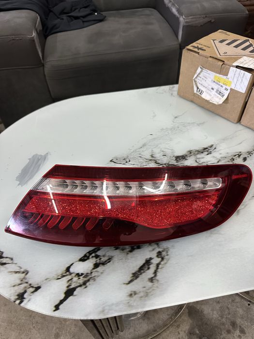 Mercedes E class coupe десет стоп