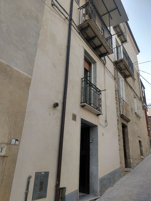 Продава се Къща в София, 7-ми 11-ти километър - 92 кв.м за 294 €/кв.м - Снимка #2