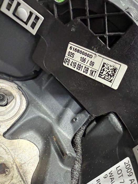 Volan piele 2009 audi a6 2.0 diesel cod oem 61680000d 4f0064244a 2006 2007 2008 2009 2010 2011