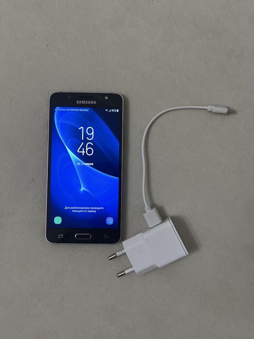 Samsung J5 16 GB