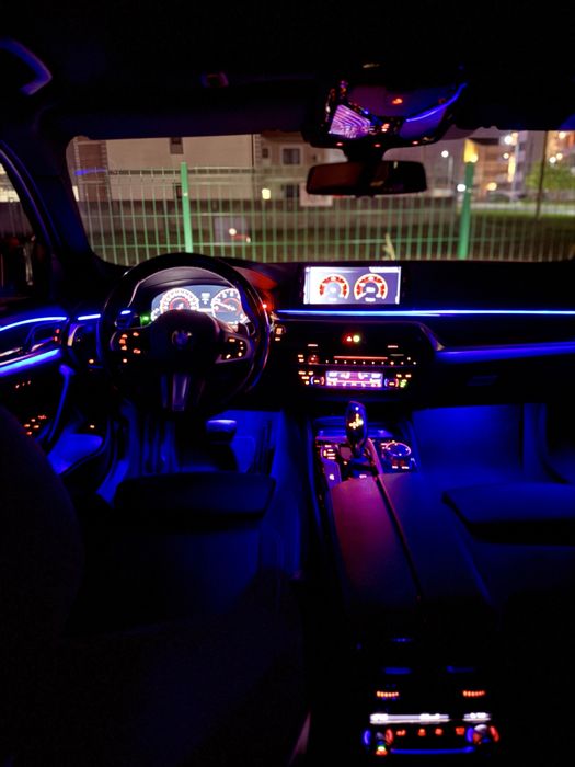 Bmw 550i xdrive 462cai 145000 km istoric service