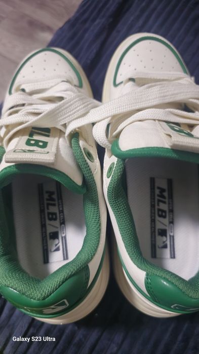 Кроссовки оригинал.