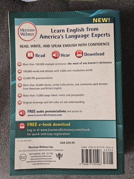 Продава се английски тълковен речник