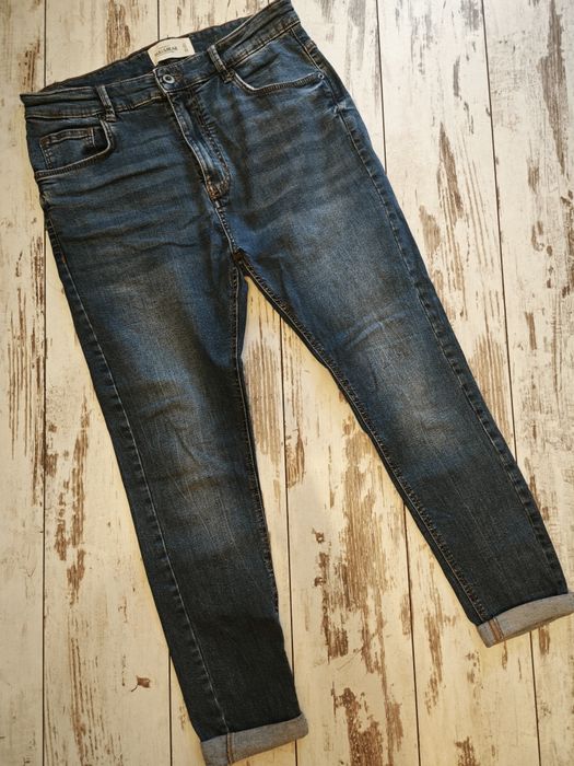 Мъжки дънки слим модел и мъжки ризи