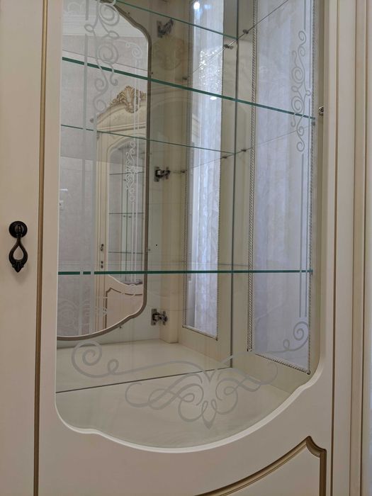 Гостиный набор "Мона Лиза" цвет крем . В хорошем состоянии.