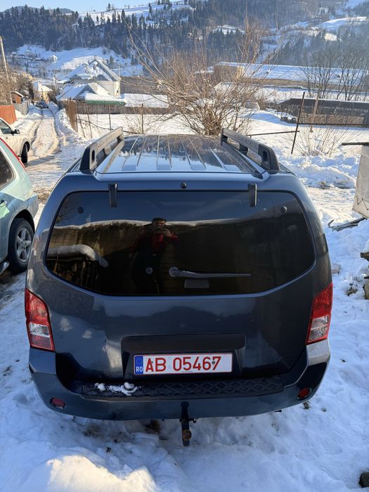 Nissan Pathfinder 2005 – 2.5 Diesel, Automată, 4x4 cu reductor