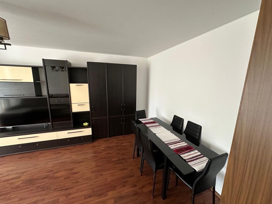 Inchiriez apartament cu 2 camere