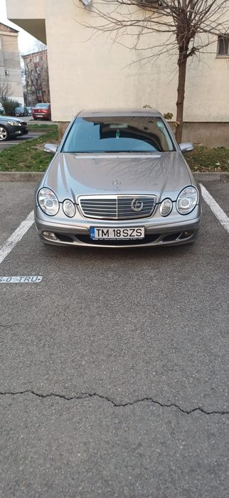 MERCEDES-BENZ E-Class 2004 — imagine 4
