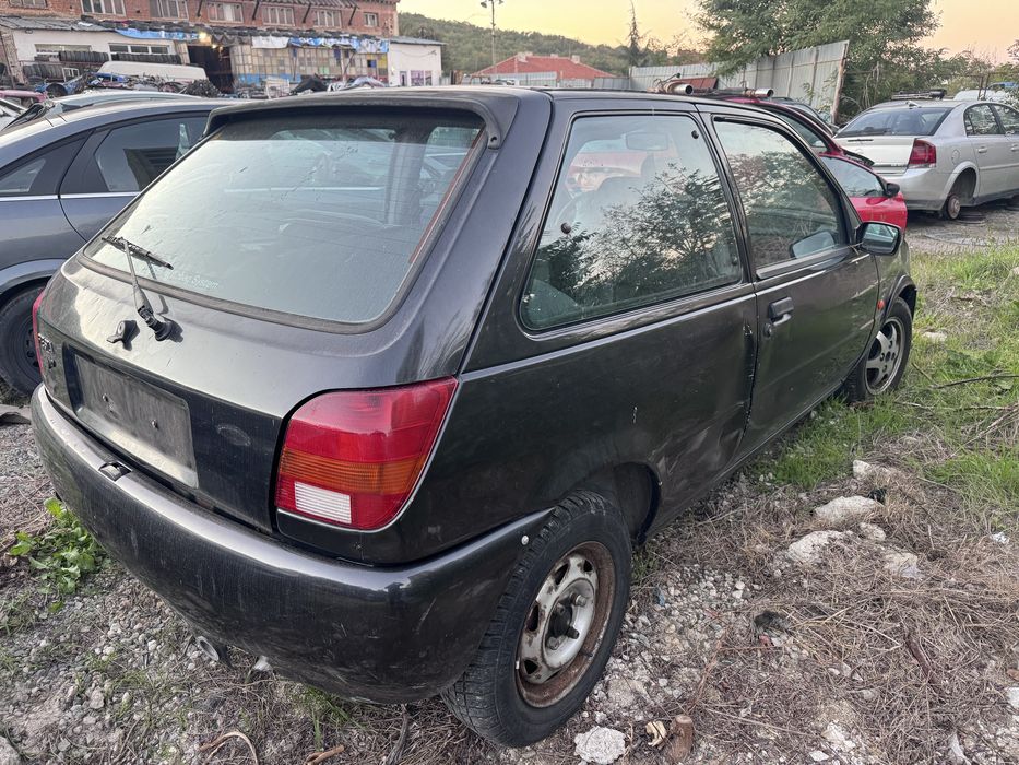 Ford Fiesta 1.3i 1993г На Части