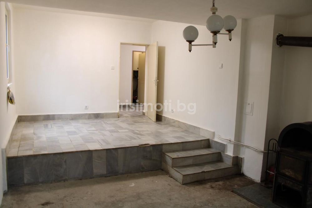 Продава , €198000, 120кв.м. в Карпузица