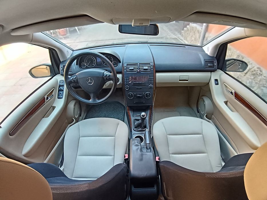 MERCEDES-BENZ A-Class 2010 — imagine 5