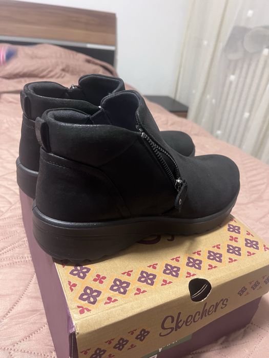 Ghete dama Skechers 38