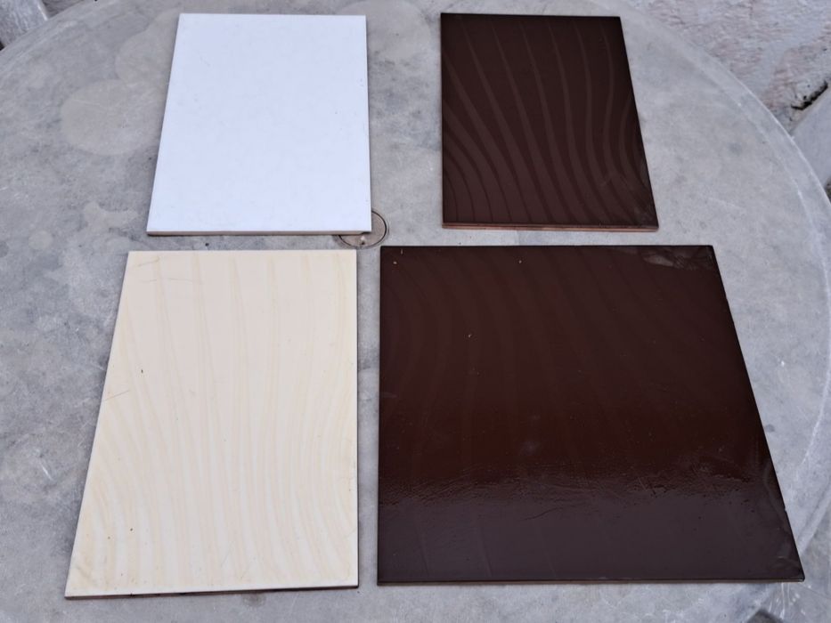 Vand  placi ceramice faianta pret negociabil