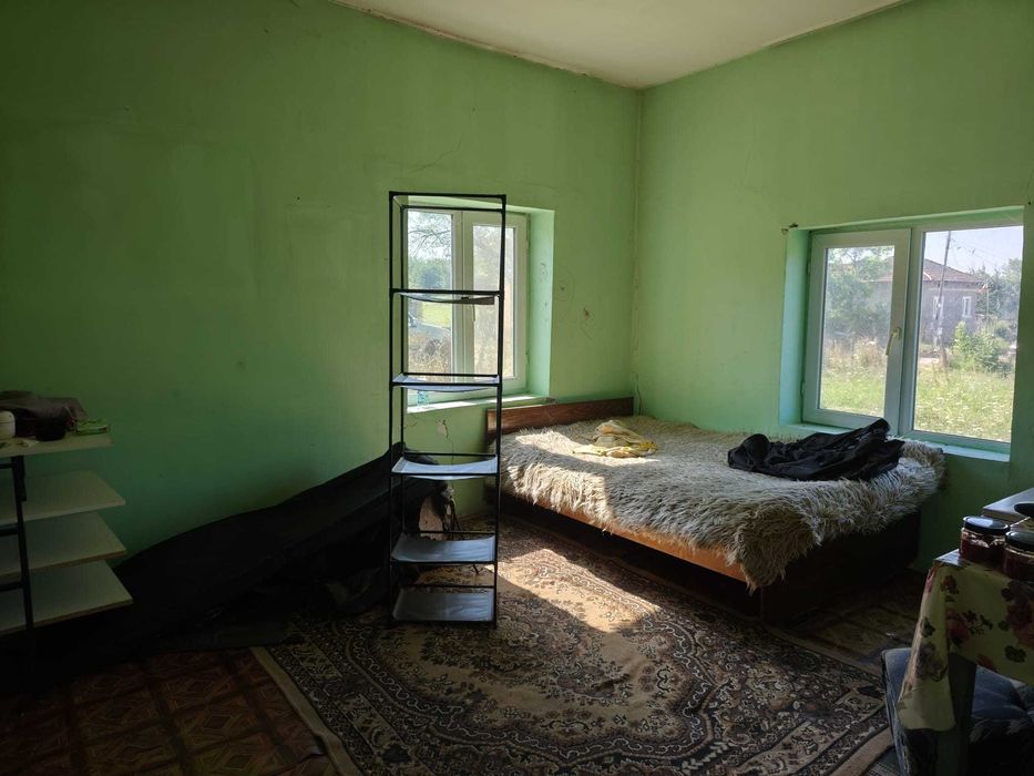 Продава се Къща в с. Пресиян, Област Търговище - 90 кв.м за 312 €/кв.м - Снимка #2