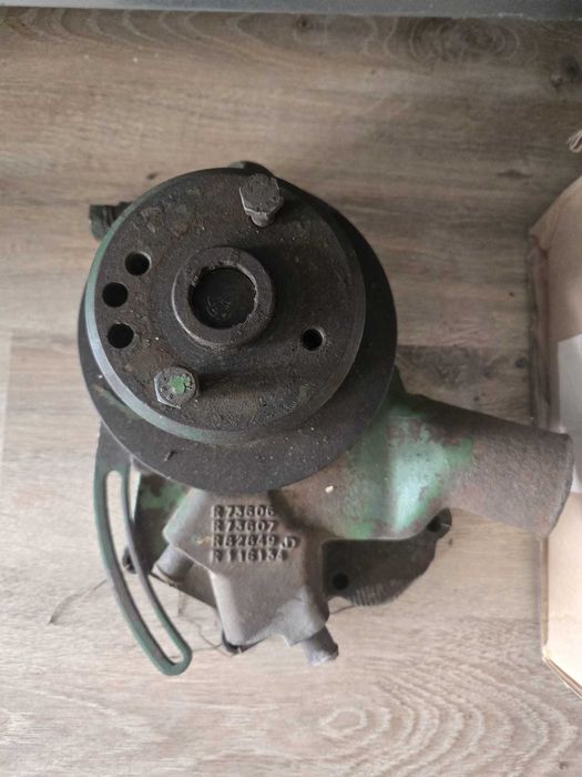 Pompa de apa combina John Deere 1174, 1075, 1065 R73606, R73607, R82849, R116134