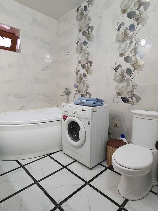 СДАЕТСЯ 3х комнатная квартира ЦЕНТР ПАРК БОБУРА с Детской Евроремонт