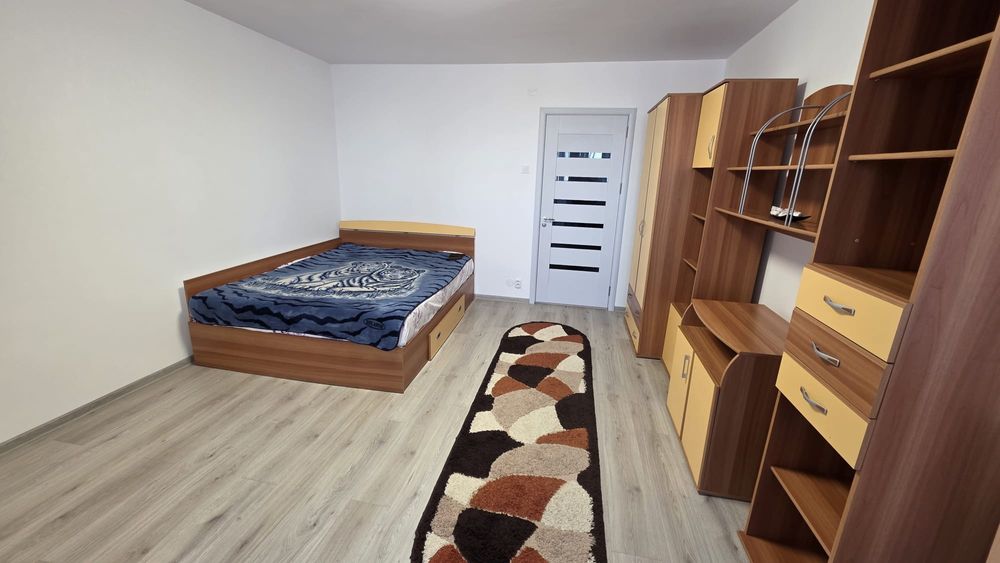 Garsoniera de închiriat