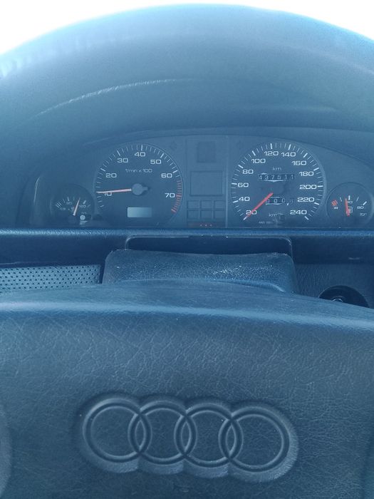 Продам Ауди 100 с4