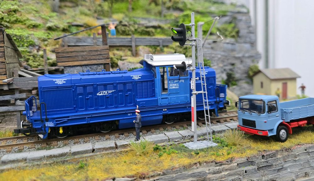 Locomotiva DIESEL LDH CFR trenulet electric