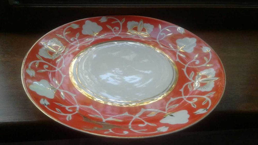 Набор винтажной посуды "ЗОЛОТОЙ ОЛЕНЬ" Ташкентского Фарфорового завода