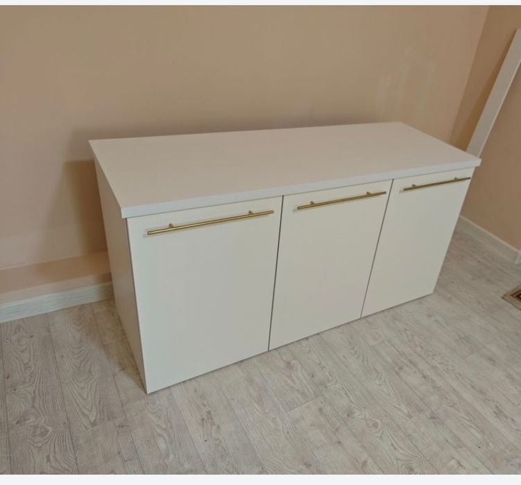 Тумба аквариумная