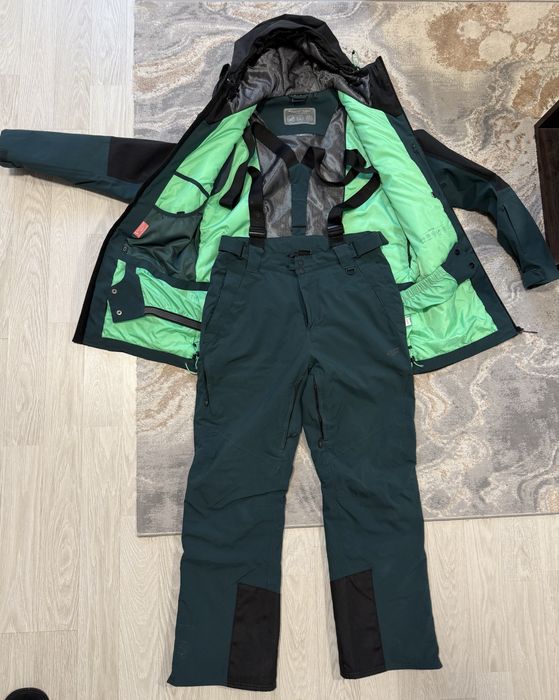 Costum Tehnic Schi  4F – Membrană NeoDry 15,000