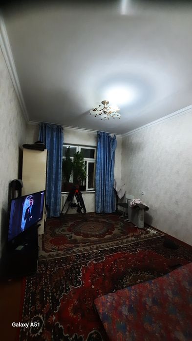 Срочно продаётся на Бадамзар 1/3/4 бывщая общежития