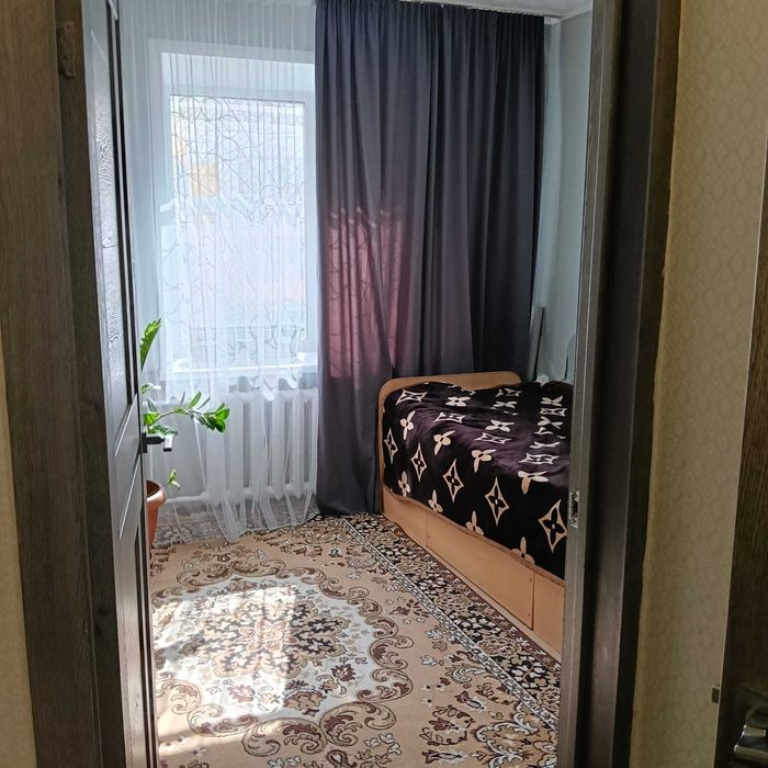 4х ком. Сеченова 7