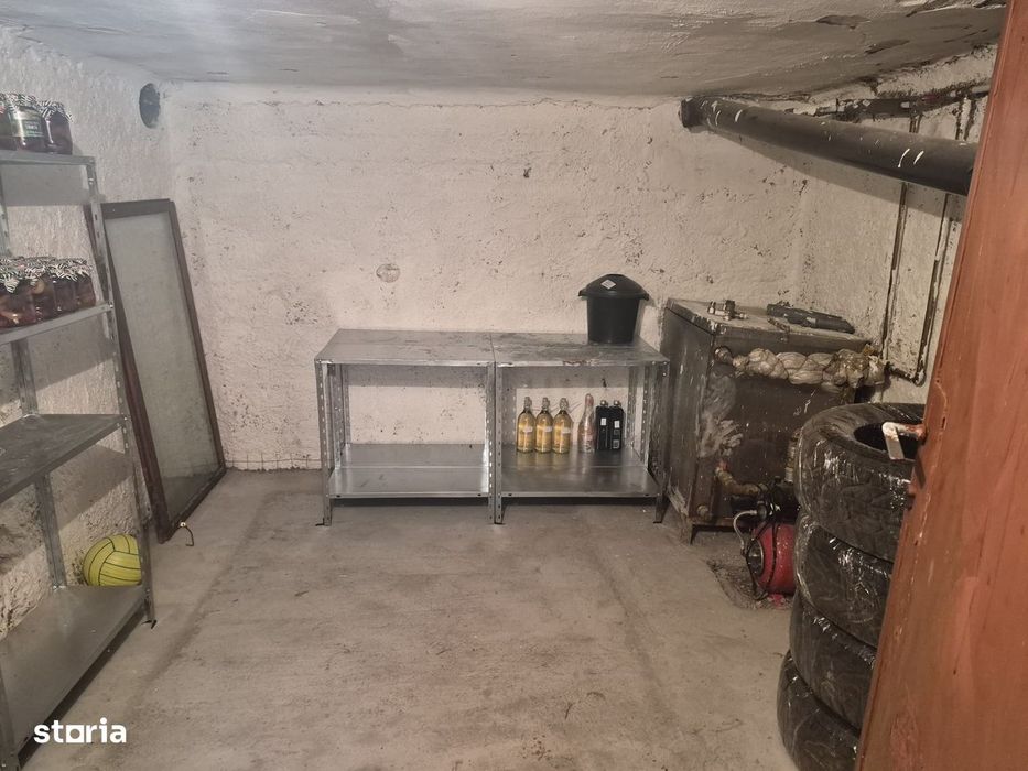 Proprietar - Casa de vanzare in Campina langa Scoala de Politie
