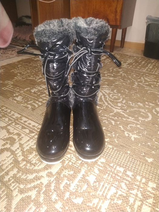 Зимняя детская обувь