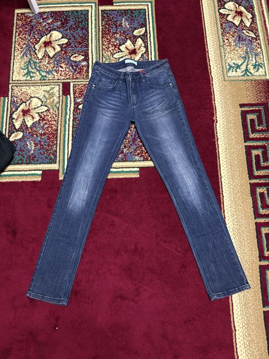 Джинсы slim узкие