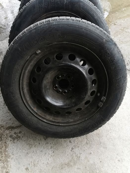 Зимни гуми 215 60 16 железни джанти 5×98