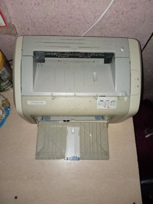 HP Laser jet 1020 printers sotiladi narxi 500 ming so‘m