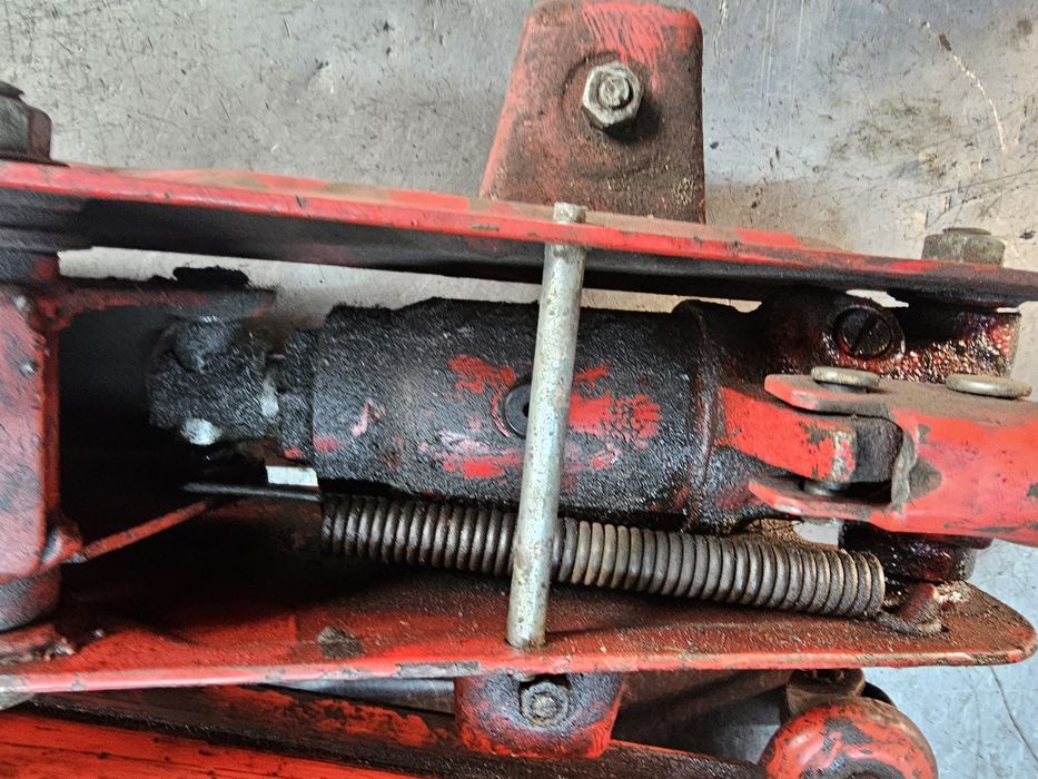 Домкрат гидравлический 2шт.