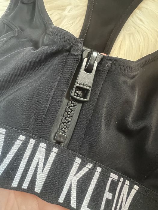 Спортно бюстие calvin klein