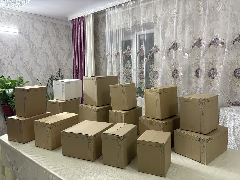 Коробки из картона.