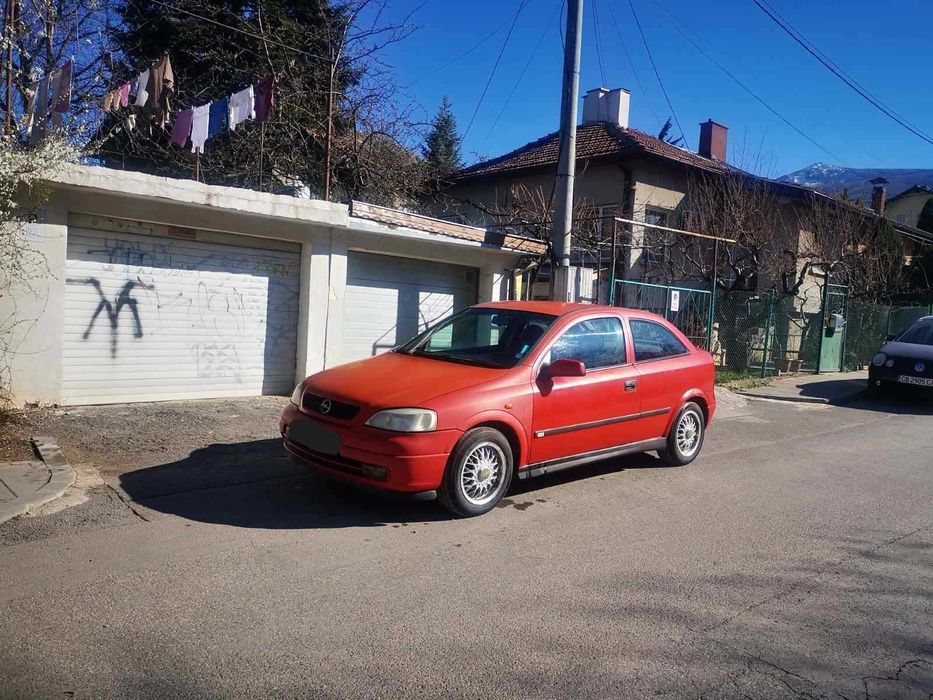 OPEL Astra с технически преглед, в движение, карта СБА