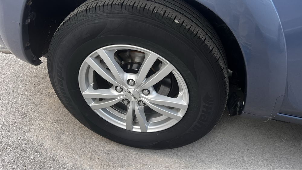 Джанти с гуми за Rav4, Garnd Vitara 16”