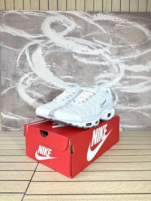 Nike Air Max Plus TN White