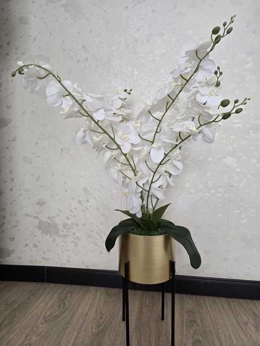 Искусственный цветы