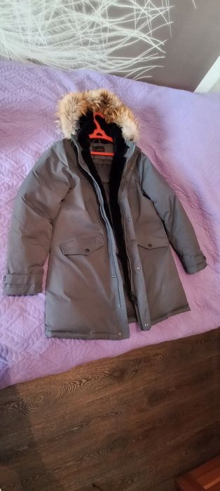 Продам зимнию куртку  "Парка"