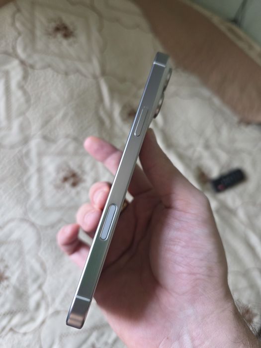 Продам iPhone 16 pro max 256gb в идеале