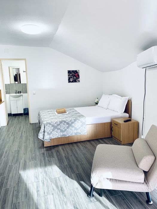 Cazare Beach Please 5 min