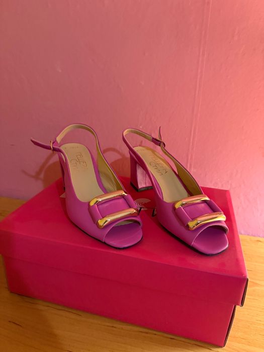 Дамски сандали естествена кожа