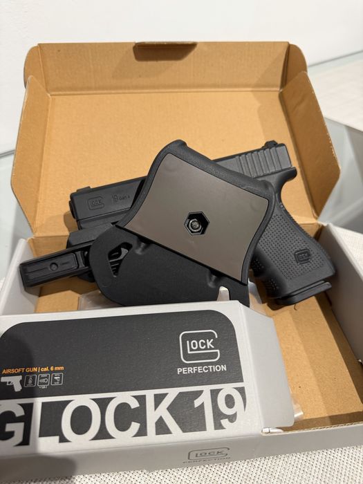 Pistol airsoft tip GLOCK 9x19+accesorii
