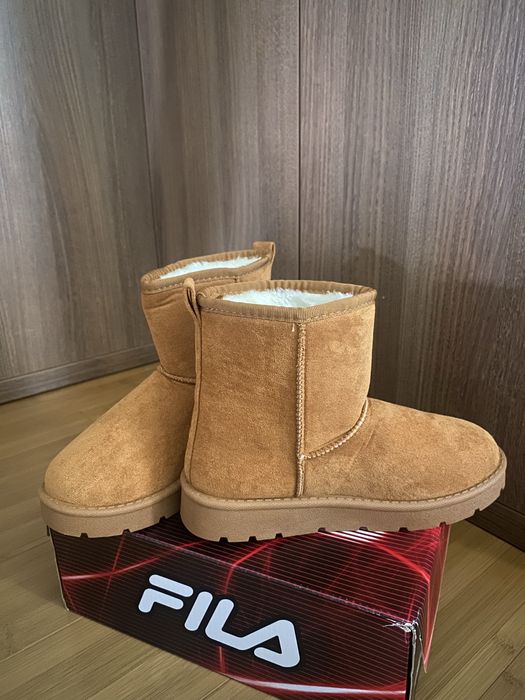 Cizme imblanite, tip ugg