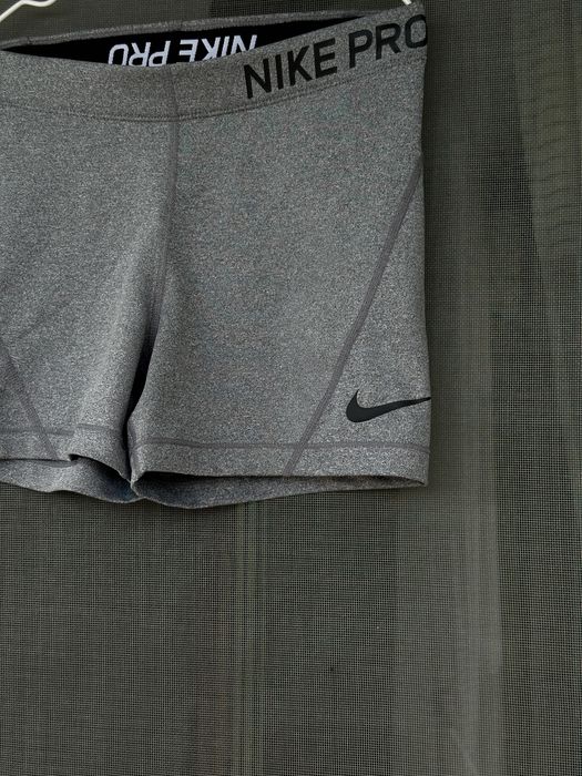 Дамски къс клин Nike Pro (Dri-FIT) - размер S, Отлично състояние